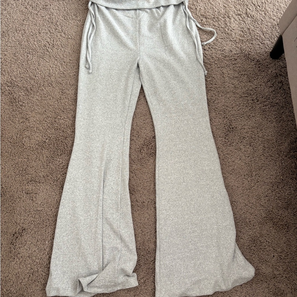 Source Unknown Gray Flared Pants